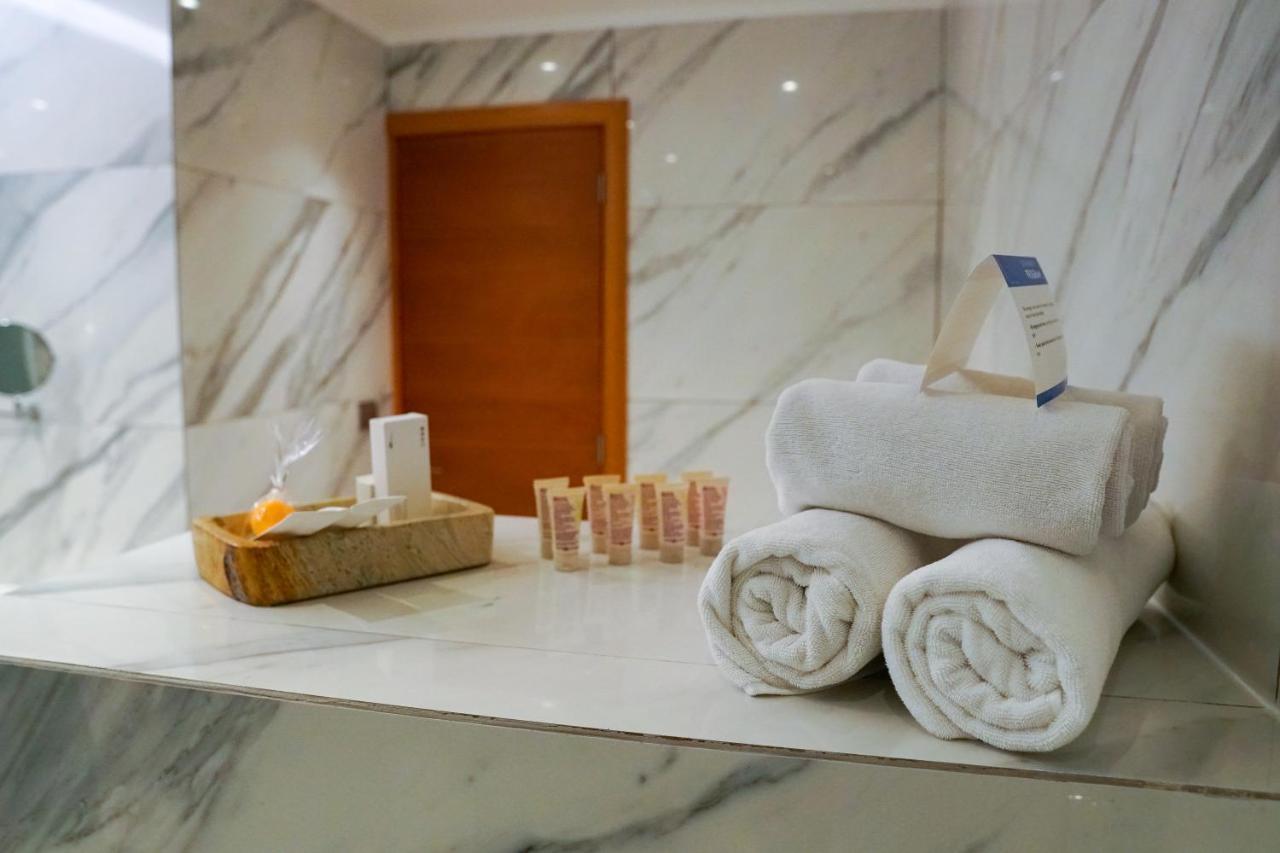 Hotel Parada ليناريس المظهر الخارجي الصورة